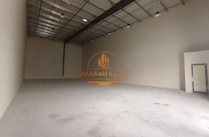 مستودع - استوديو - 1 للايجار في الصجعة الصناعية - الصجعة - الشارقة