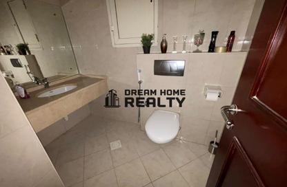Apartment - 2 - 4 for rent in Al Waleed Tower - Al Qasba - Sharjah
