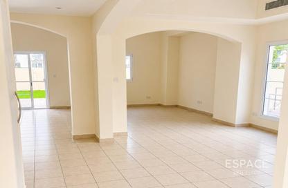 Villa - 3 Bedrooms - 3 Bathrooms for rent in Meadows 1 - Meadows - Dubai
