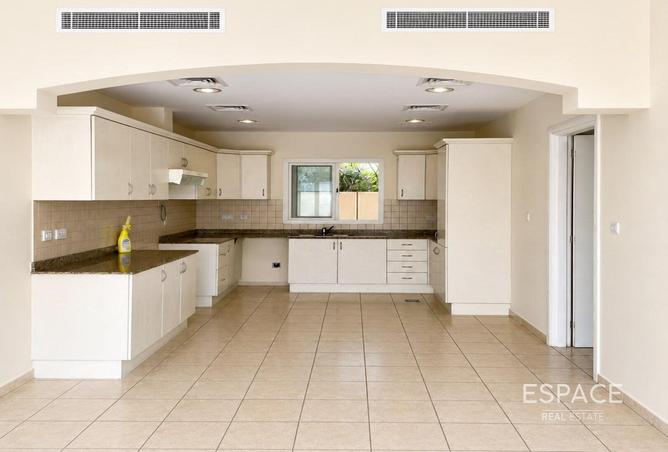 114151407 - Property Image 2