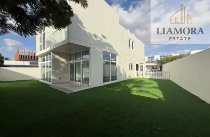 Townhouse - 5 Bedrooms - 6 Bathrooms for sale in Aurum Villas - Sanctnary - Damac Hills 2 - Dubai