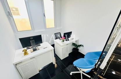 Office Space - Studio - 1 Bathroom for rent in Horizone Building - Port Saeed - Deira - Dubai