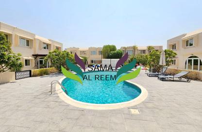 Villa - 4 - 4 for rent in Jumeirah 1 Villas - Jumeirah 1 - Jumeirah - Dubai