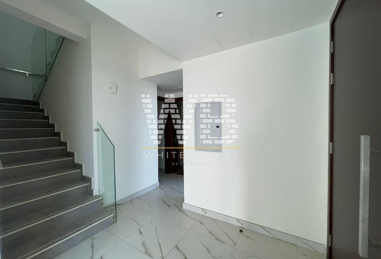 Prime Location | CornerVilla Backing Park | Ready photo 4