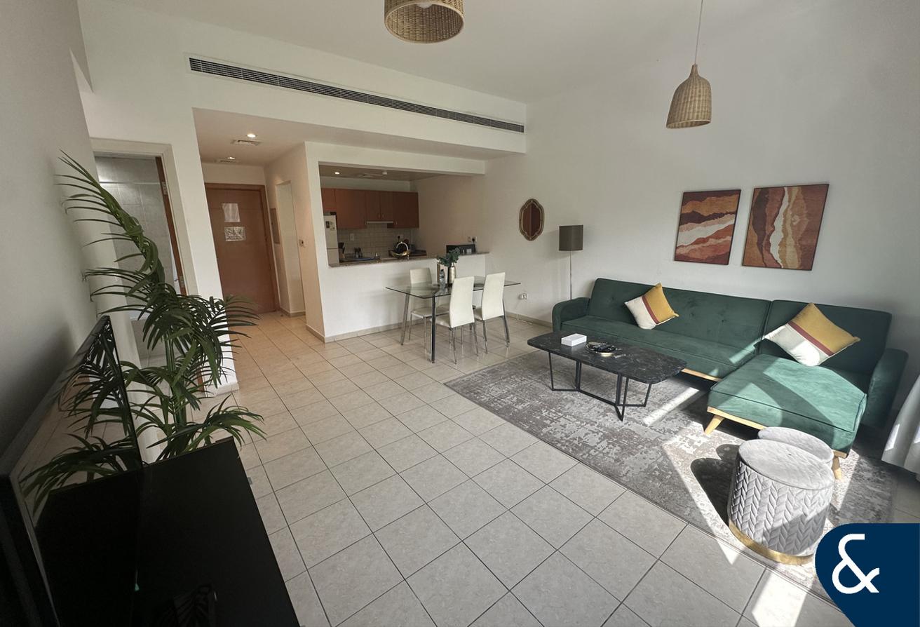 Low Floor | One Bedroom | Covered Parking photo 11