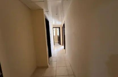 شقة - 2 غرف نوم - 2 حمامات للايجار في المجرة - الشرق - الشارقة