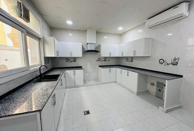 120163656 - Property Image 3