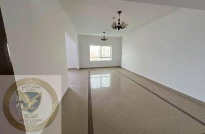 Apartment - 3 Bedrooms - 4 Bathrooms for rent in Al Mamzar - Al Mamzar - Sharjah - Sharjah
