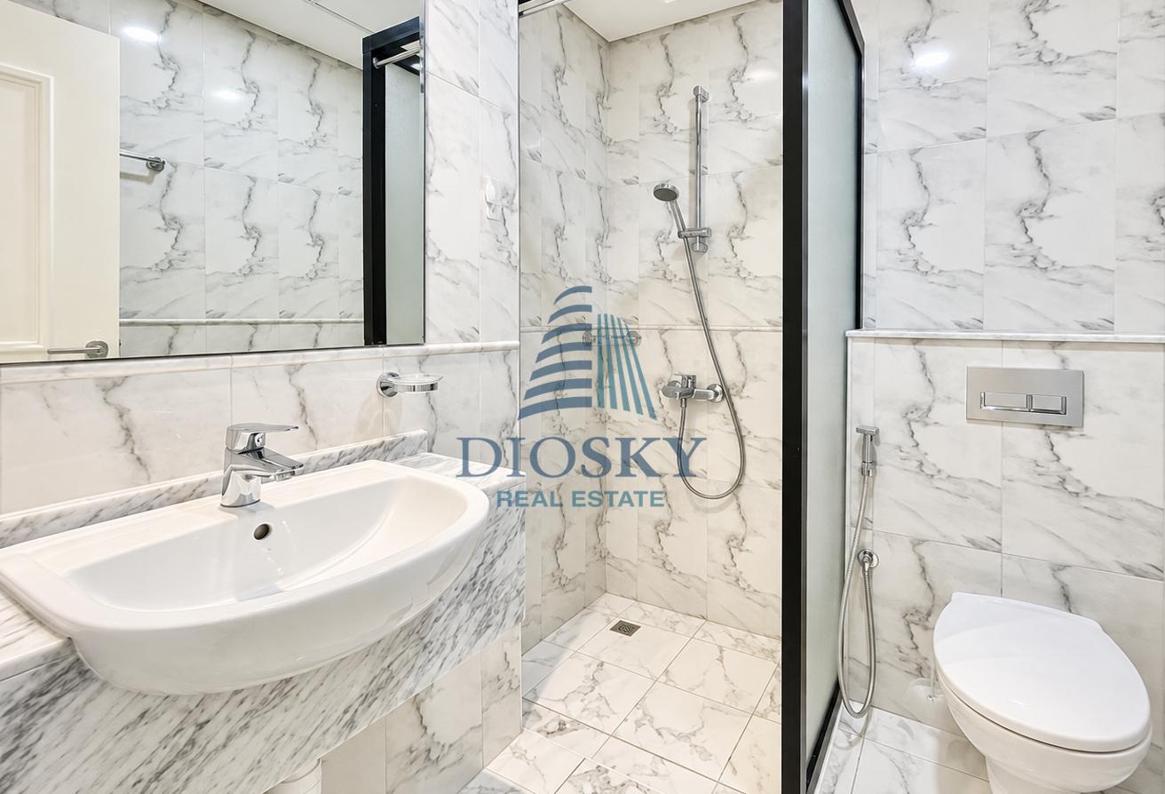 Close to JVC Exit | Spacious | Available Now photo 8
