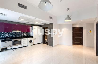 Apartment - 1 Bedroom - 2 Bathrooms for sale in Cayan Tower - Dubai Marina - Dubai