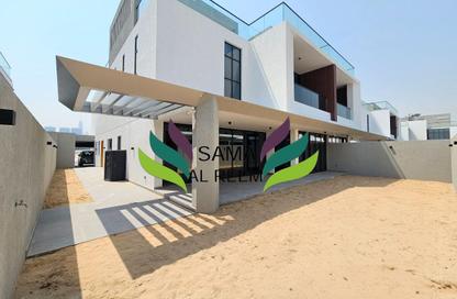 Villa - 4 Bedrooms - 6 Bathrooms for rent in Jumeirah 1 Villas - Jumeirah 1 - Jumeirah - Dubai