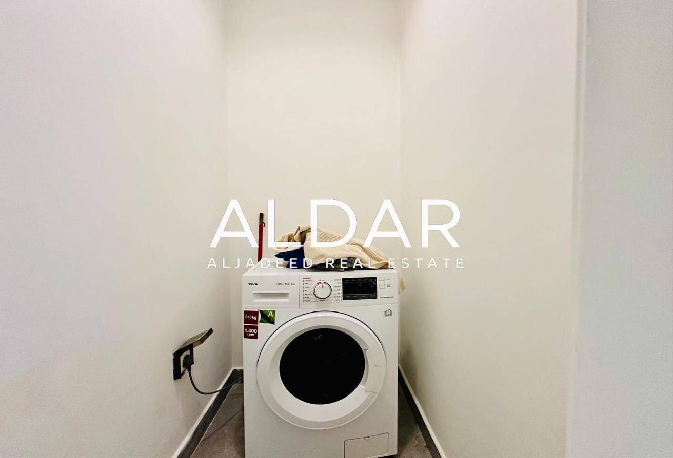 Fully Furnished|Maid Room|Corner unit|4 Cheques photo 14