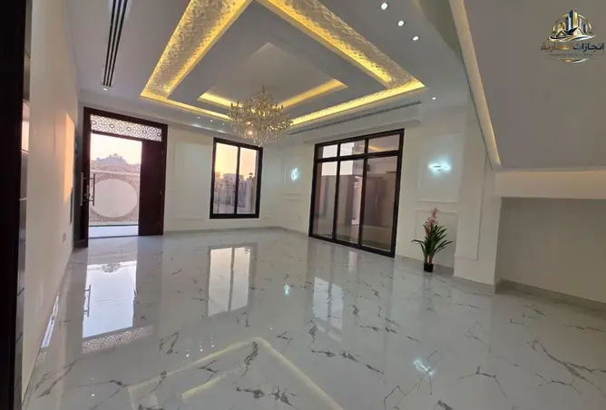 162781631 - Property Image 2