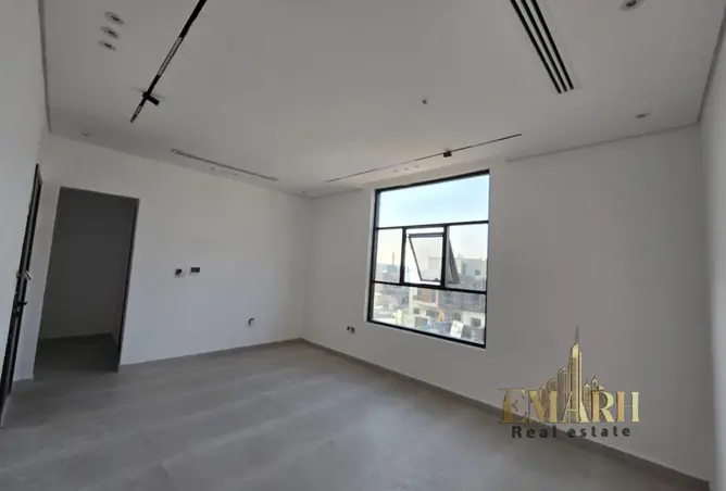 150484177 - Property Image 2