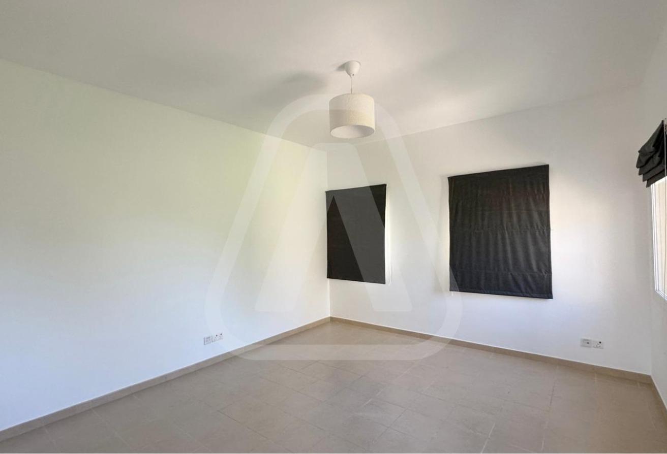 Corner Villa| Poolside|Upgraded kitchen|Landscaped photo 11