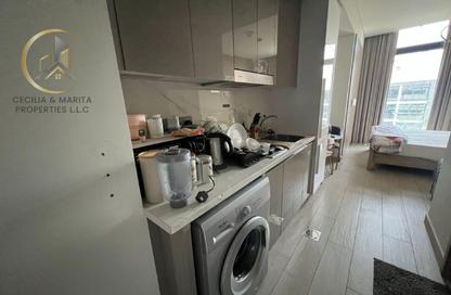 Apartment - Studio - 1 Bathroom for rent in Azizi Riviera 32 - Azizi Riviera - Meydan One - Meydan - Dubai