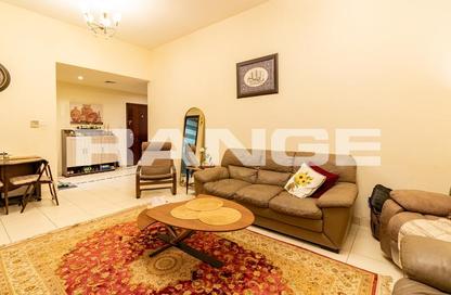 Apartment - 2 Bedrooms - 2 Bathrooms for sale in La Fontana - Arjan - Dubai