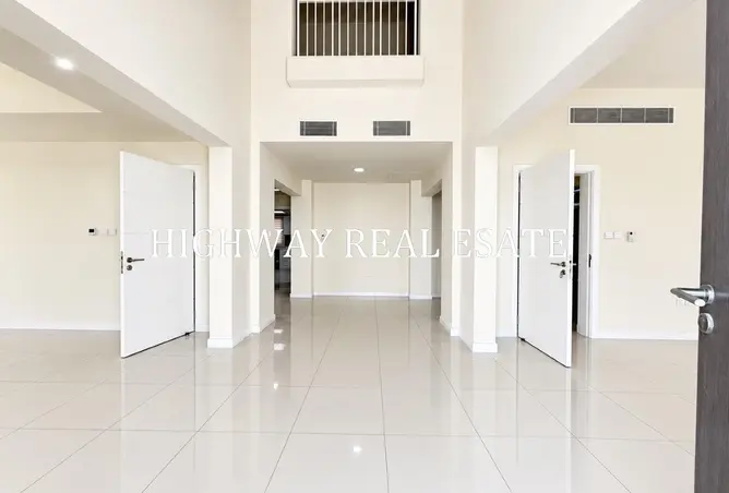 145542761 - Property Image 3