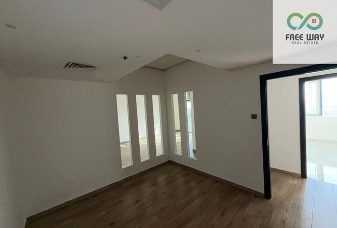 124277711 - Property Image 2