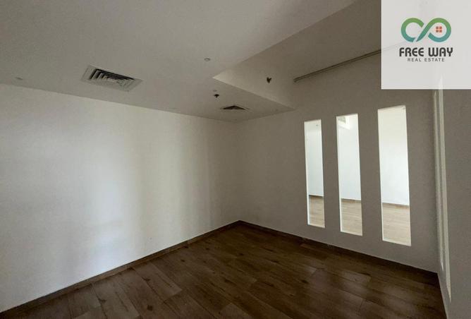 124277711 - Property Image 3