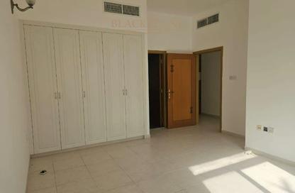 Villa - 4 Bedrooms - 6 Bathrooms for rent in Jumeirah 3 Villas - Jumeirah 3 - Jumeirah - Dubai