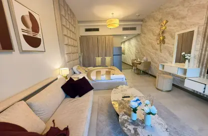 Apartment - 1 Bathroom for rent in SOL Bay - Business Bay - Dubai