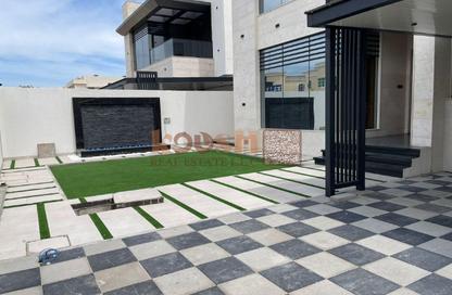 Apartment - 5 Bedrooms - 7 Bathrooms for sale in Al Mowaihat 2 - Al Mowaihat - Ajman
