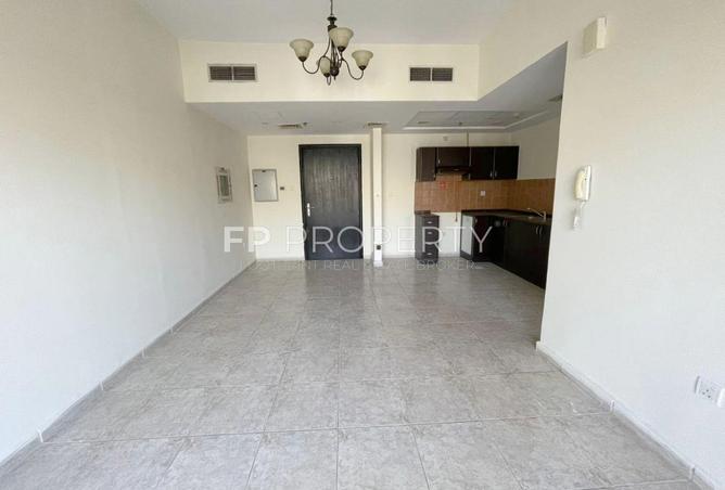 137431101 - Property Main Image