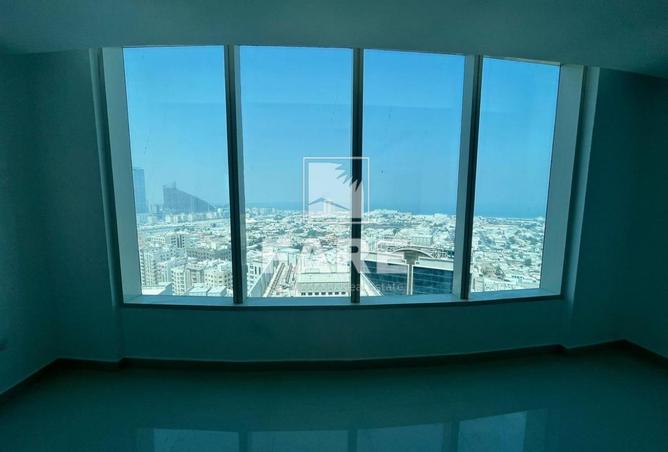 For Sale – 3-Bedroom Apartment in Al Azraq Tower,