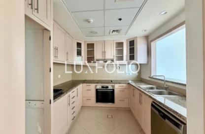 Apartment - 2 Bedrooms - 1 Bathroom for rent in The Links West Tower - The Links - The Views - Dubai