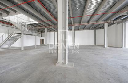 Warehouse - Studio for rent in Ras Al Khor Industrial 2 - Ras Al Khor - Dubai