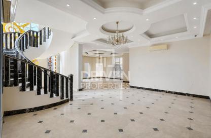 Villa - 7+ - 7+ for rent in Al Quoz 1 Villas - Al Quoz 1 - Al Quoz - Dubai