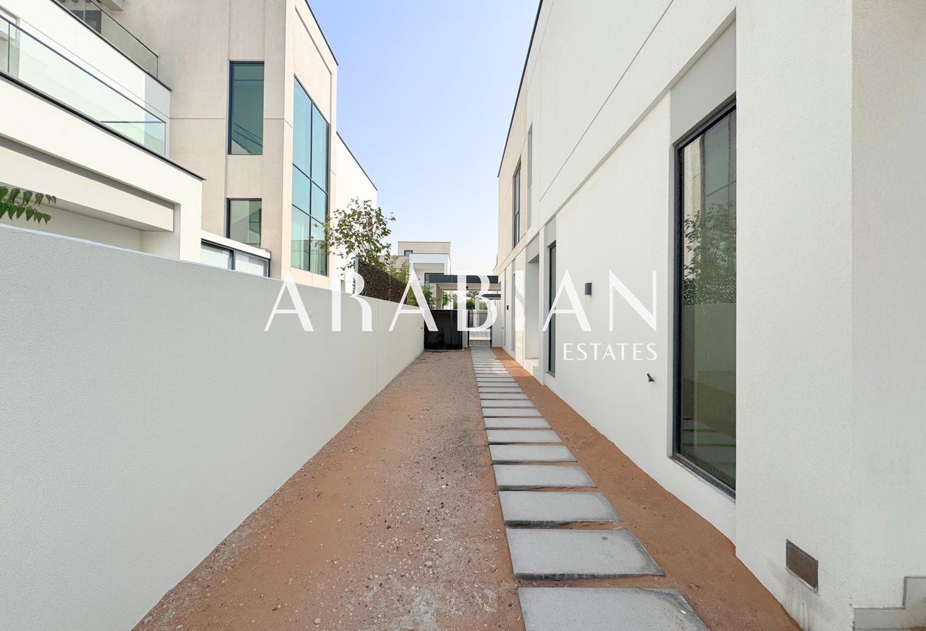 Stand Alone | Close To Amenities | View Now photo 16