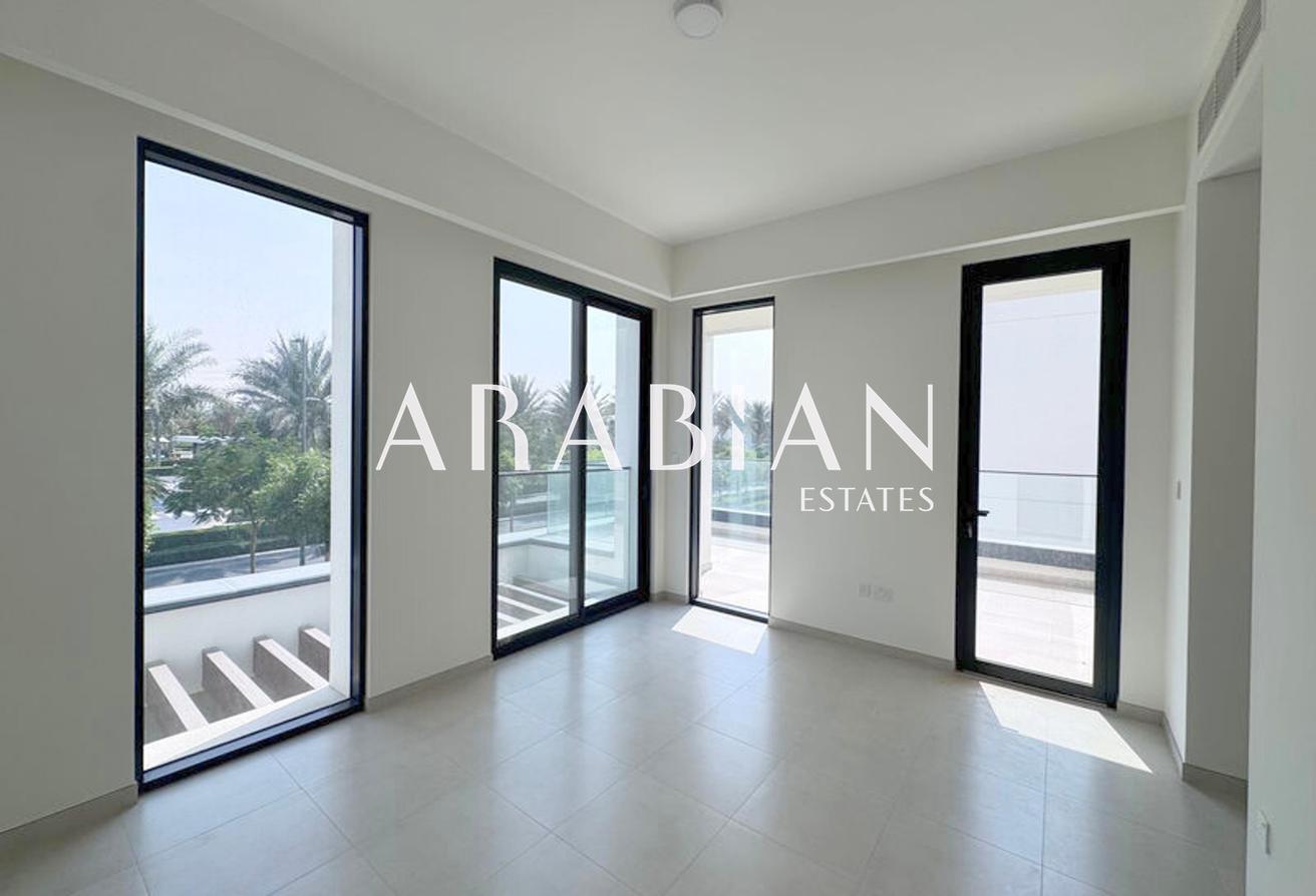 Stand Alone | Close To Amenities | View Now photo 9