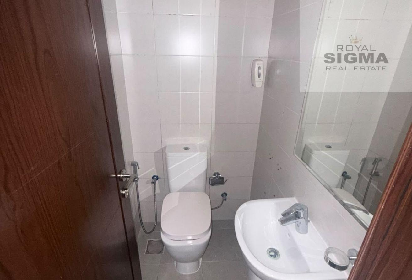 1 BR Apartment in Al Barsha with Balcony photo 5
