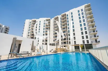 Apartment - 1 Bedroom - 1 Bathroom for rent in Waters Edge - Yas Island - Abu Dhabi