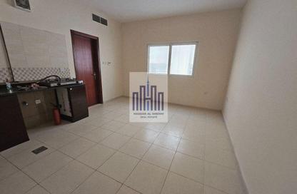 Apartment - Studio - 1 Bathroom for rent in Muwaileh - Sharjah Apartment - Studio - 1 Bathroom for rent in Muwaileh - Sharjah