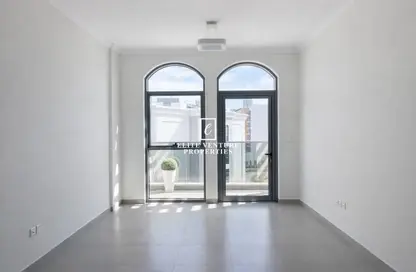 Apartment - 2 Bedrooms - 3 Bathrooms for rent in Art Gardens Building B - Art Gardens - Arjan - Dubai