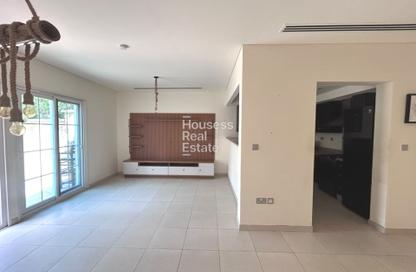 Townhouse - 2 - 2 for rent in Block H - District 12 - Jumeirah Village Circle - Dubai Townhouse - 2 - 2 for rent in Block H - District 12 - Jumeirah Village Circle - Dubai
