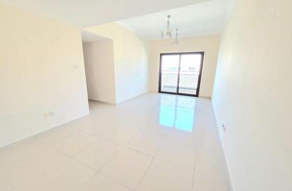 Apartment - 2 Bedrooms - 3 Bathrooms for rent in Muwailih Building - Muwaileh - Sharjah