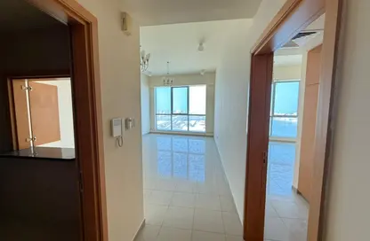 Apartment - 1 Bedroom - 2 Bathrooms for rent in Julphar Residential Tower - Julphar Towers - Al Nakheel - Ras Al Khaimah