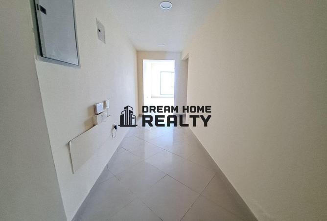 53161161 - Property Image 3