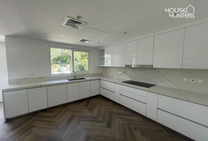 54005653 - Property Image 3