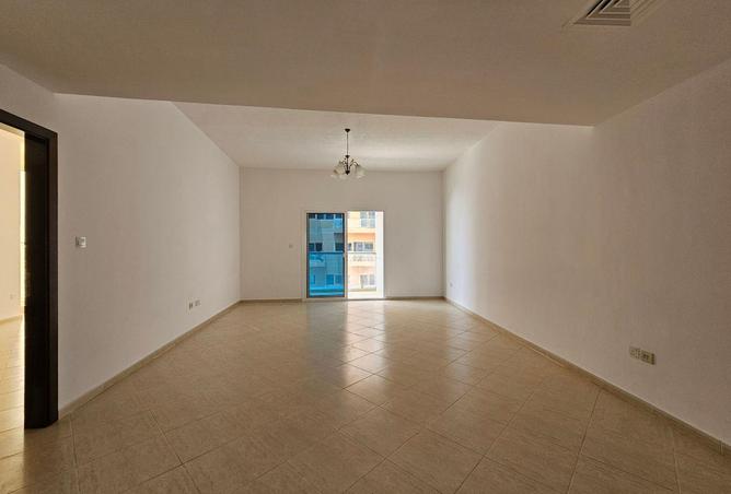 81957388 - صورة العقار 2