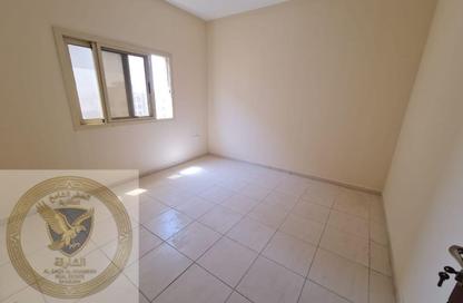 Apartment - 1 Bedroom - 2 Bathrooms for rent in Muwailih Building - Muwaileh - Sharjah