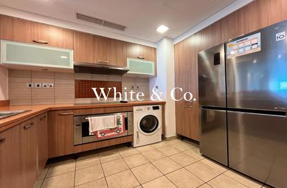 Apartment - 2 Bedrooms - 3 Bathrooms for rent in Marina Residences 2 - Marina Residences - Palm Jumeirah - Dubai