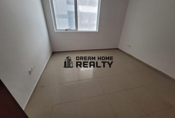 117698360 - Property Image 3