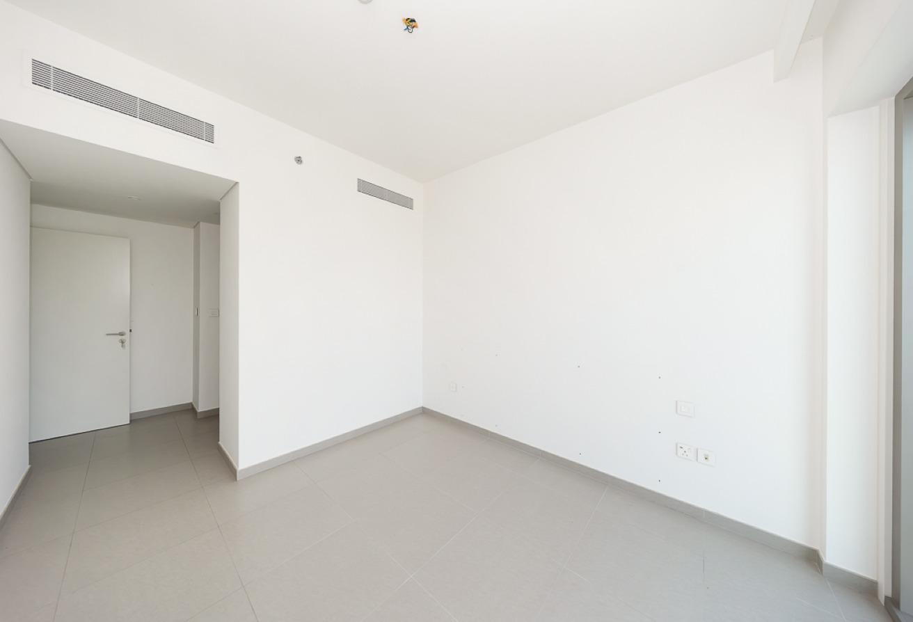 2 bedroom apartment in Downtown Views II Tower 2, Zabeel: 12