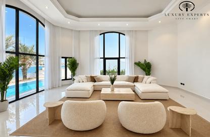 Villa - 4 - 4 for rent in Garden Homes Frond B - Garden Homes - Palm Jumeirah - Dubai
