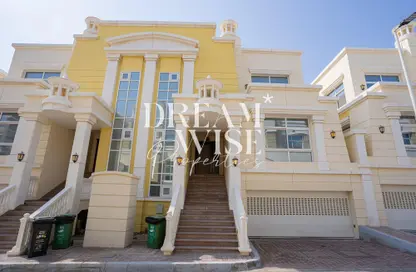 فيلا - 3 غرف نوم - 4 حمامات للايجار في قرية الفرسان - مدينة خليفة - أبوظبي